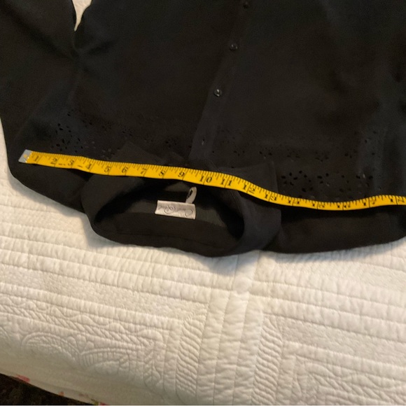 CARROLL REDD, BLACK OPEN LACE, FAUX VELOUR BLOUSE, SIZE: L - Picture 5 of 11